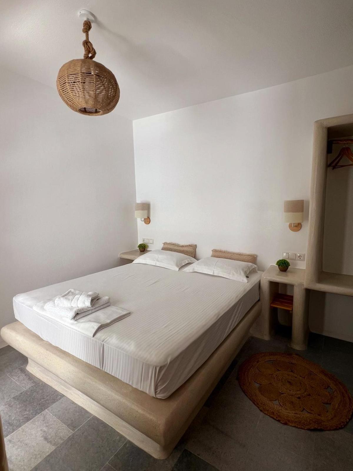 Hotel Blue In Naxos Naxos City Esterno foto